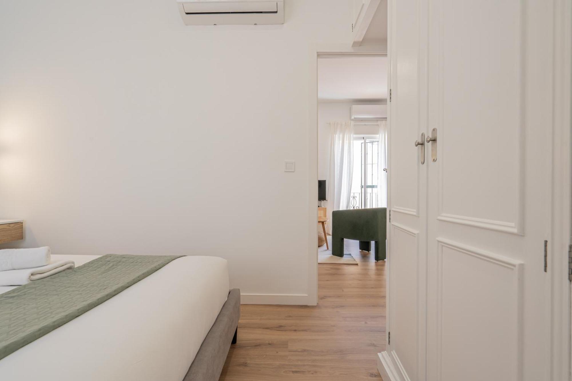 Stay U-Nique Apartments Alferez مالقة المظهر الخارجي الصورة