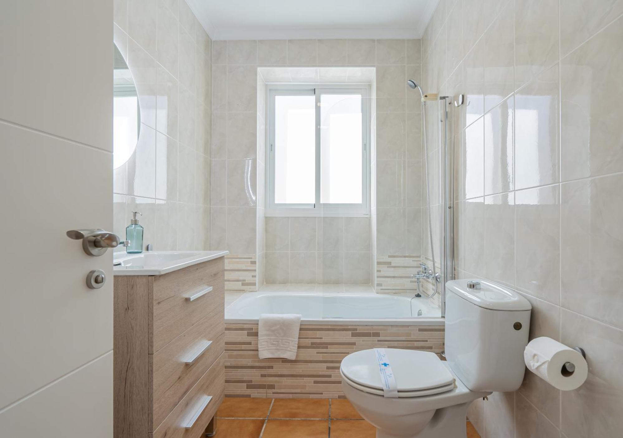 Stay U-Nique Apartments Alferez مالقة المظهر الخارجي الصورة